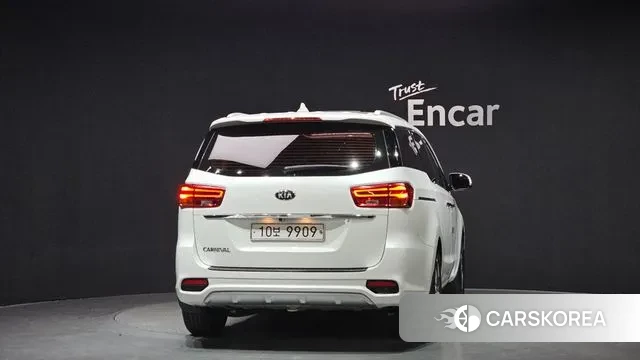 Kia The New Carnival id 3563320 из Кореи 14