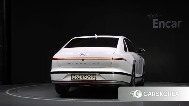 Hyundai Grandeur (GN7) id 3153917 из Кореи 14