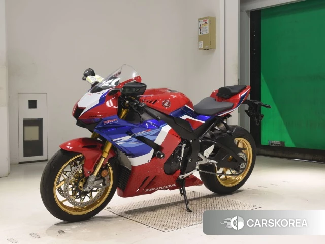 Honda CBR1000RR-R FIREBLADE 2024 из Японии, фото 4