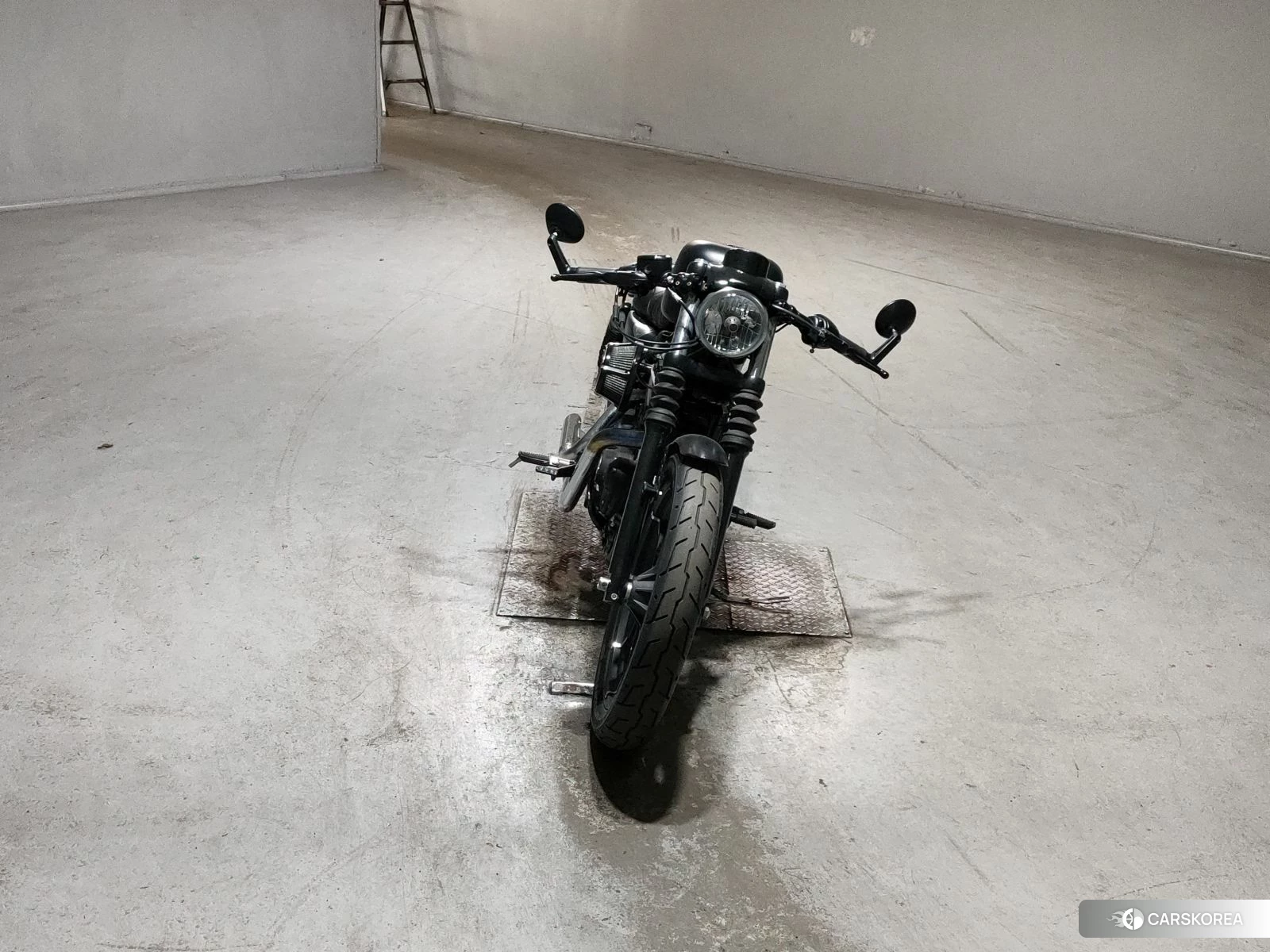 Harley-Davidson Sportster XL883N 2020 из Японии, фото 2