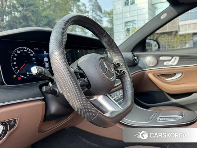 Mercedes-Benz E-class id 4277593 из Китая 11