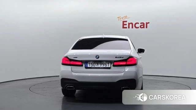 BMW 5 Series (G30) id 4725831 из Кореи 14
