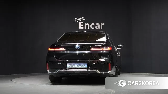 BMW i7 (G70) id 3507786 из Кореи 14