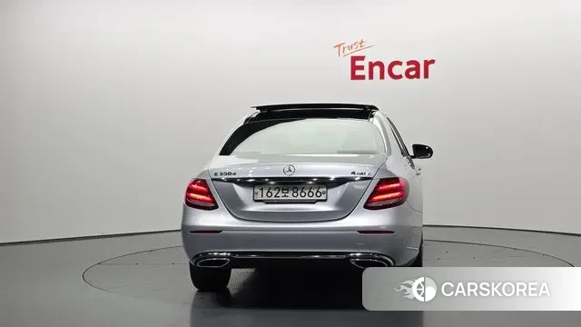 Mercedes-Benz E-Class W213 id 3692376 из Кореи 14