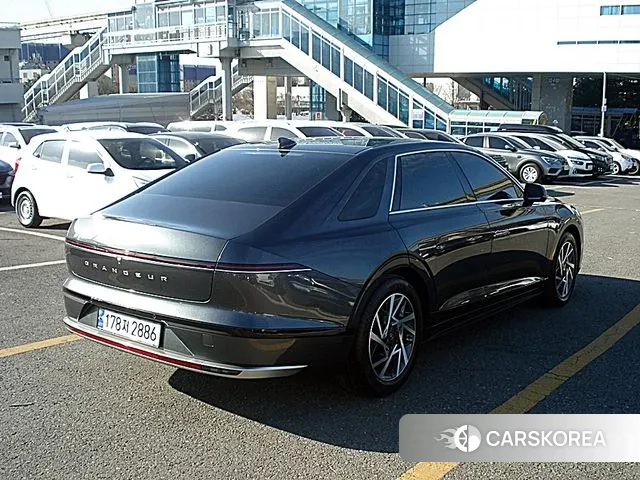 Hyundai Grandeur Hybrid (GN7) id 3452632 из Кореи 14