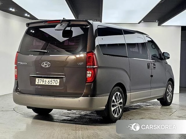Hyundai The New Grand Starex id 4363155 из Кореи 9