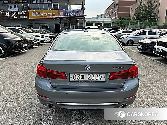 BMW 5 Series (G30) id 4246118 из Кореи 14