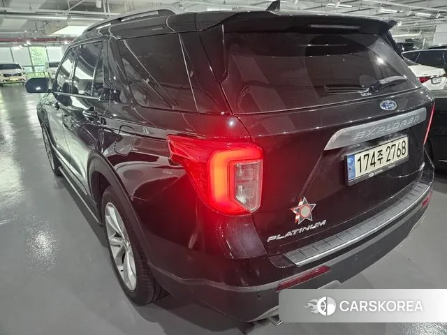 Ford Explorer 6th Generation 2022 Черный из Кореи, фото 4
