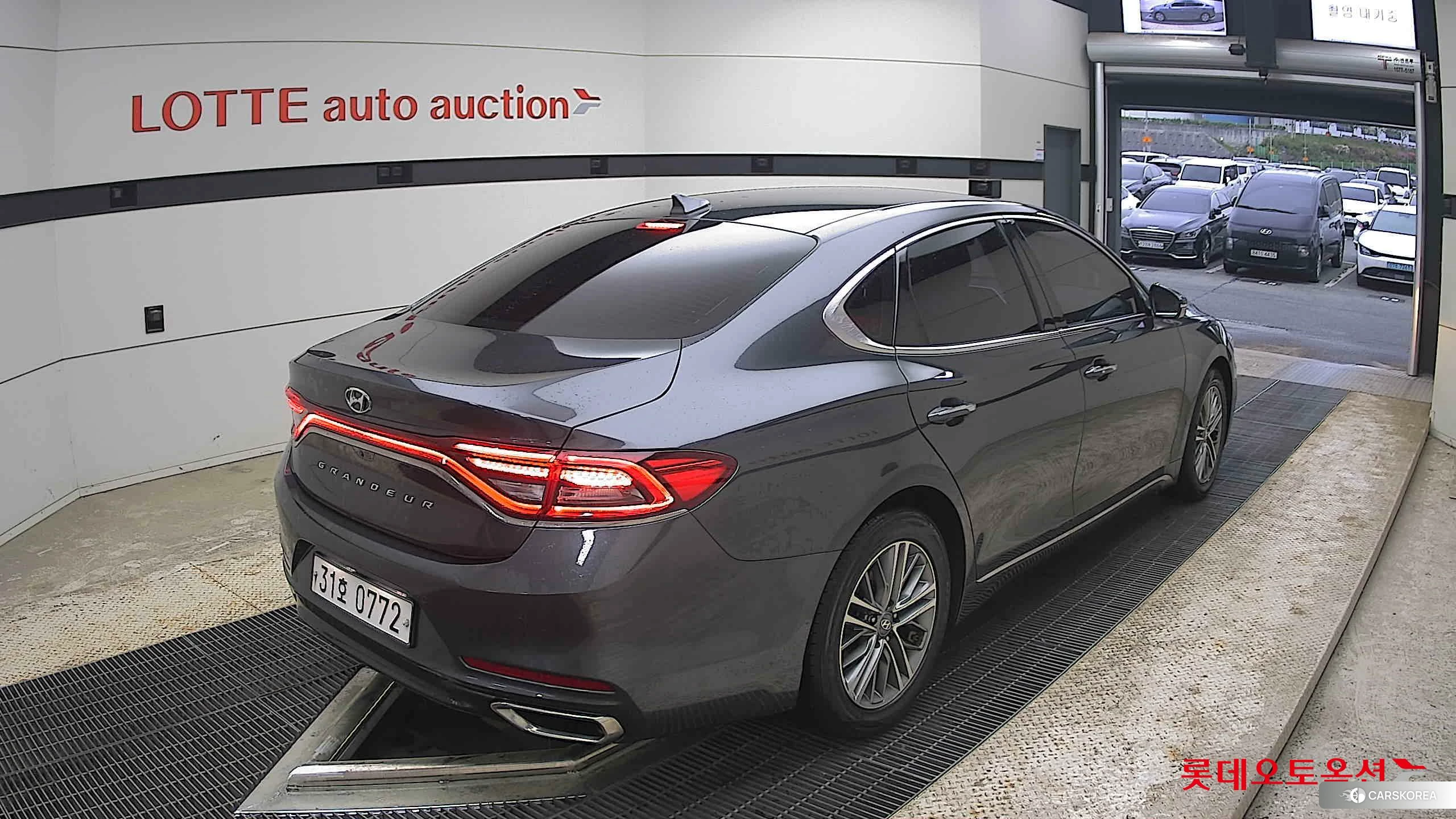 Hyundai Grandeur id 4289426 из Кореи 31