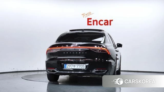 Hyundai The New Grandeur IG Hybrid id 4731016 из Кореи 28