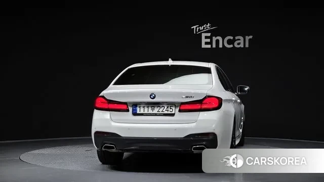 BMW 5 Series (G30) id 3043152 из Кореи 14