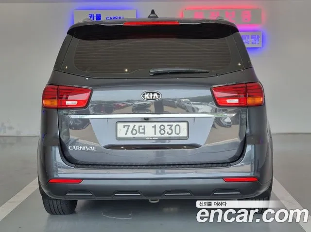 Kia The New Carnival id 2937073 из Кореи 14