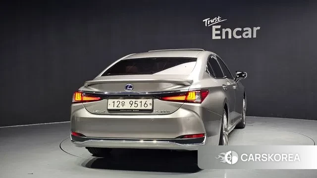 Lexus ES300h 7th generation id 3106418 из Кореи 14