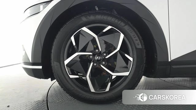 Hyundai Ionic 5 id 4360945 из Кореи 25