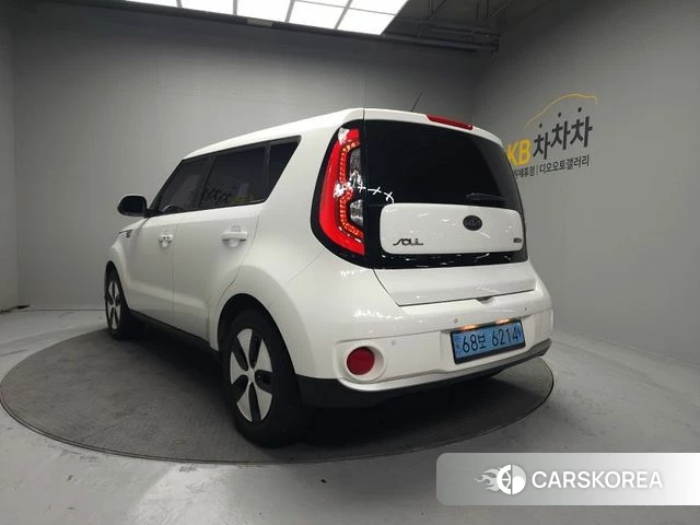 Kia Soul EV id 4485879 из Кореи 13