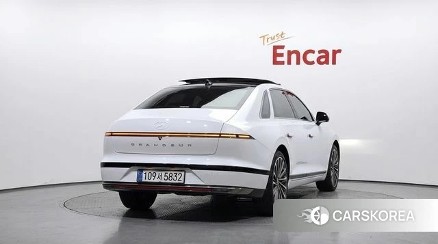 Hyundai Grandeur Hybrid (GN7) id 4589969 из Кореи 32