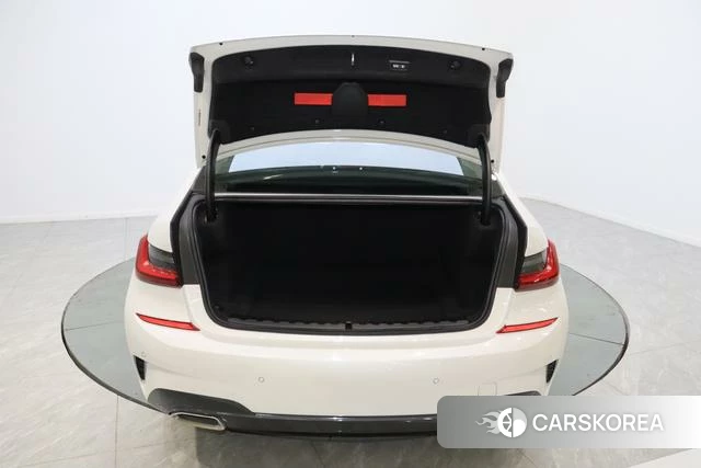 BMW 3 series id 4307213 из Китая 14