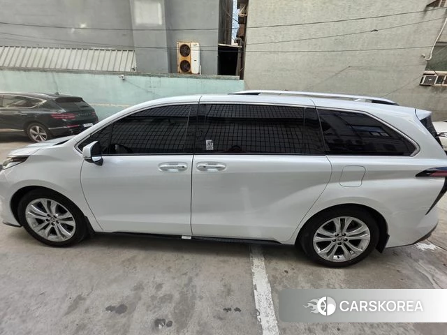 Toyota Sienna 4th Generation 2022 Белый из Кореи, фото 4