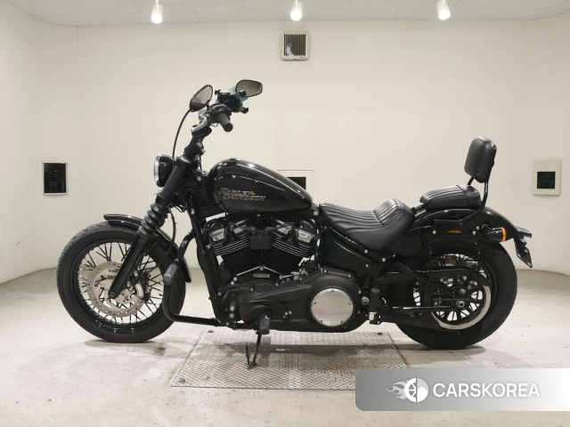 Проданный Harley-Davidson Softail Street Bob FXBB1750 2018 из Японии, фото 2