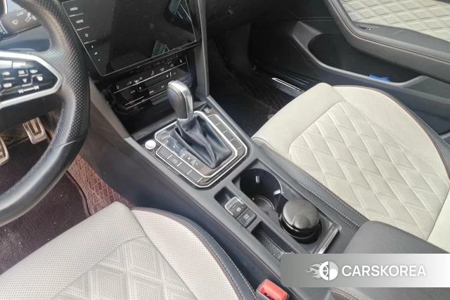 Volkswagen Magotan id 4271201 из Китая 11