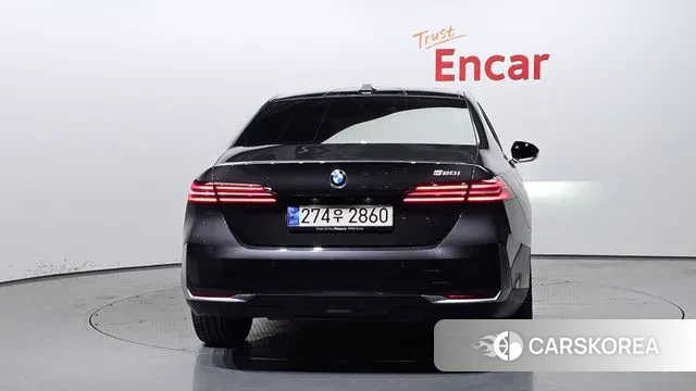 BMW 5 Series (G60) id 3016083 из Кореи 14