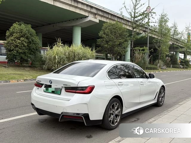BMW i3 2024 Белый из Китая, фото 4