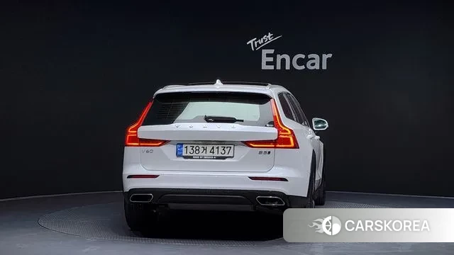 Volvo V60 Cross-Country 2nd Generation id 3665709 из Кореи 14