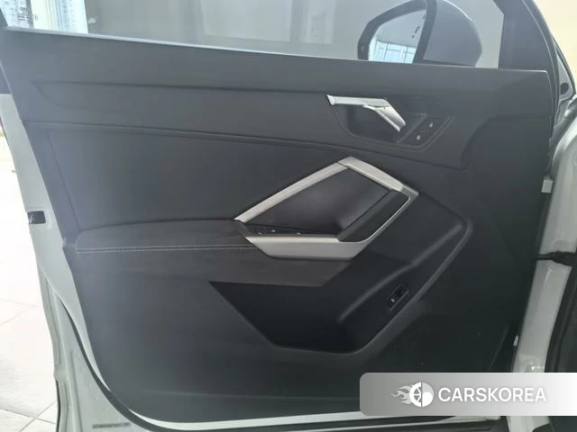 Audi Q3 id 4265964 из Китая 13