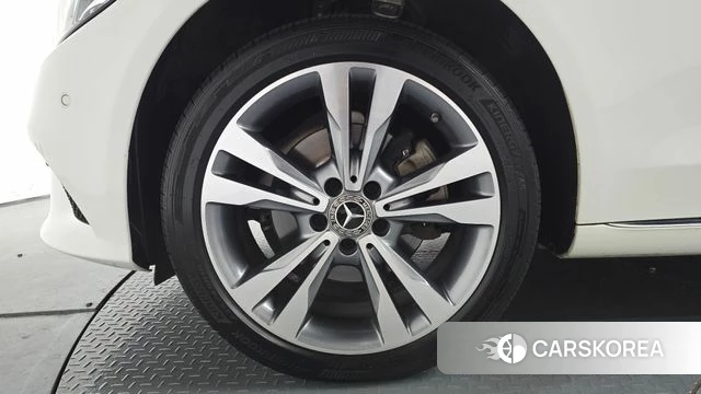 Mercedes-Benz C-Class W205 id 4750708 из Кореи 28