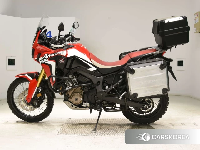 Проданный Honda CRF1000L AFRICA TWIN 2017 из Японии