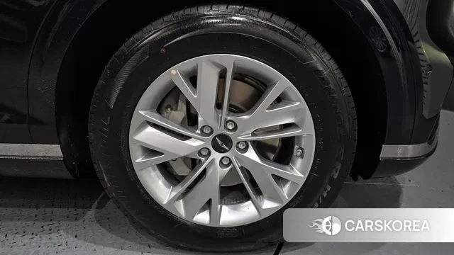 Genesis GV70 id 3523386 из Кореи 14