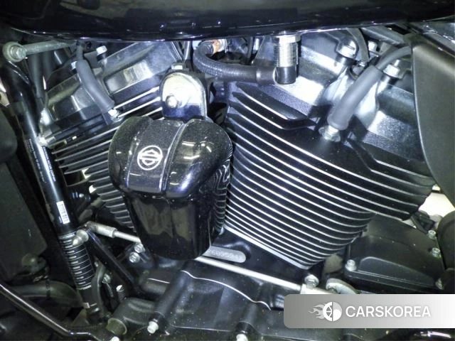 Engine photo