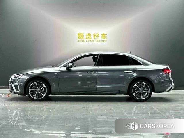 Audi A4L 2021 Темно-серый из Китая, фото 4