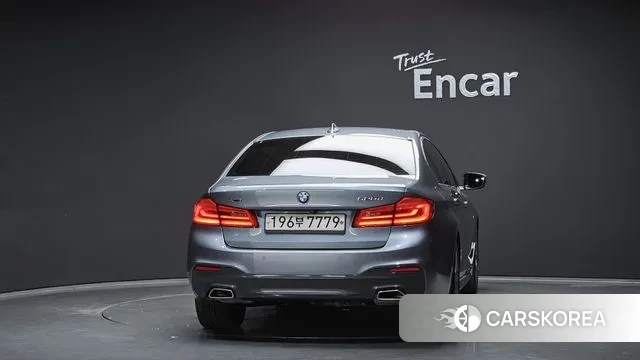 BMW 5 Series (G30) id 3259625 из Кореи 14