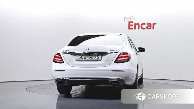 Mercedes-Benz E-Class W213 id 4318077 из Кореи 29