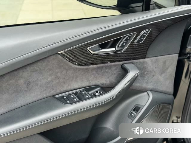 Audi SQ7 id 4374533 из Китая 12