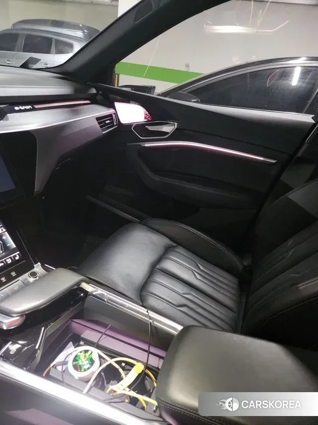 Audi e-Tron id 3630383 из Кореи 13