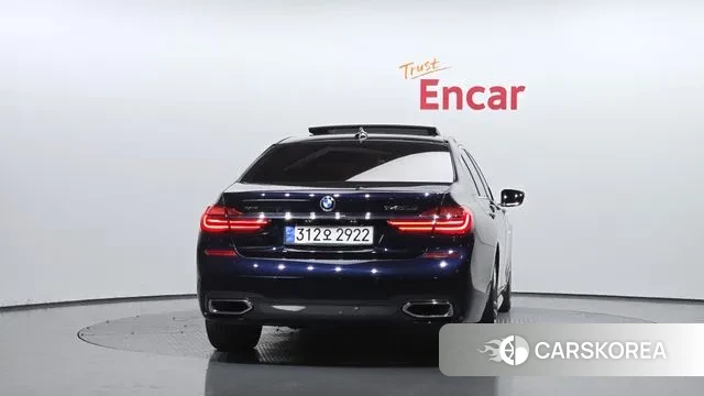 BMW 7 Series (G11) id 3489905 из Кореи 14