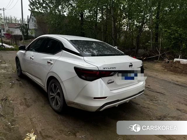 Nissan Xuan Yi 2022 Белый из Китая, фото 4