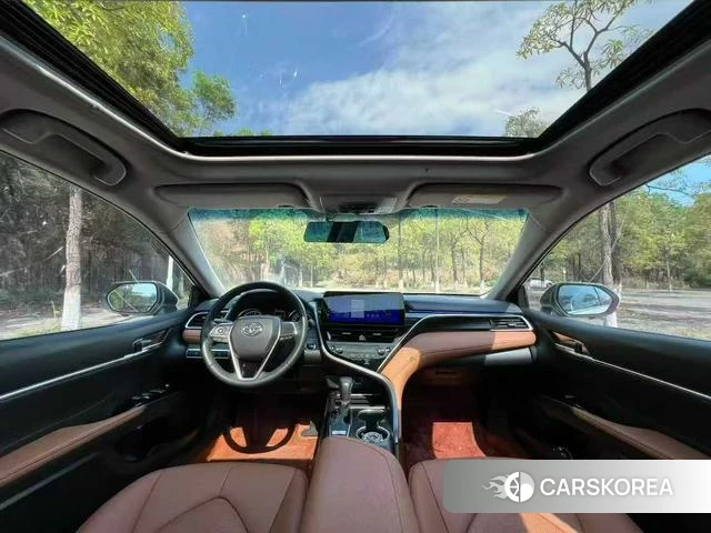 Toyota Camry 2022 Белый из Китая, фото 4