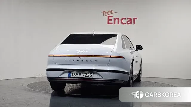 Hyundai Grandeur (GN7) id 3680008 из Кореи 14