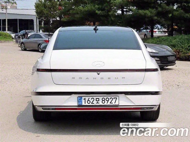Hyundai Grandeur (GN7) id 2852871 из Кореи 14