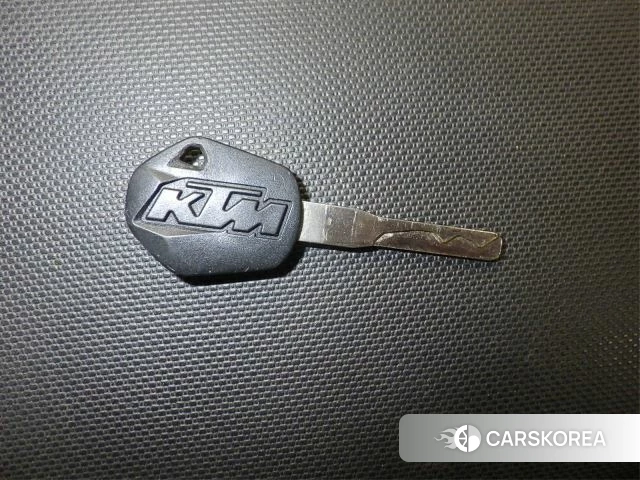 Проданный KTM 390 DUKE id 4006135 из Японии, фото 18