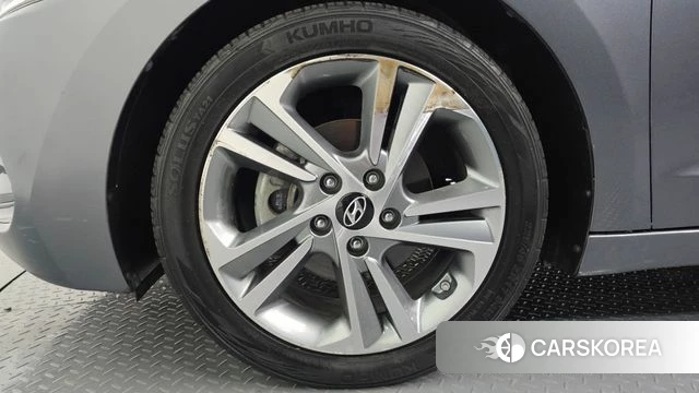 Hyundai Avante AD id 4672705 из Кореи 28
