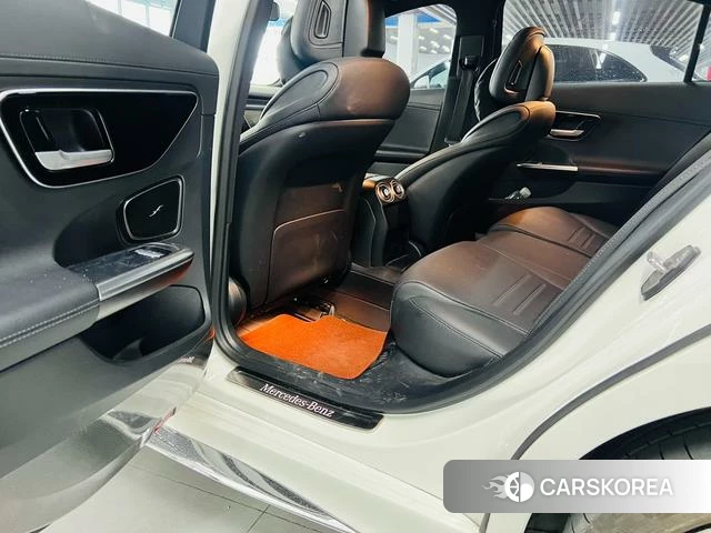 Mercedes-Benz C-class PHEV 2024 Белый из Китая, фото 6
