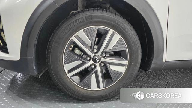 Kia The New Niro id 4317181 из Кореи 25