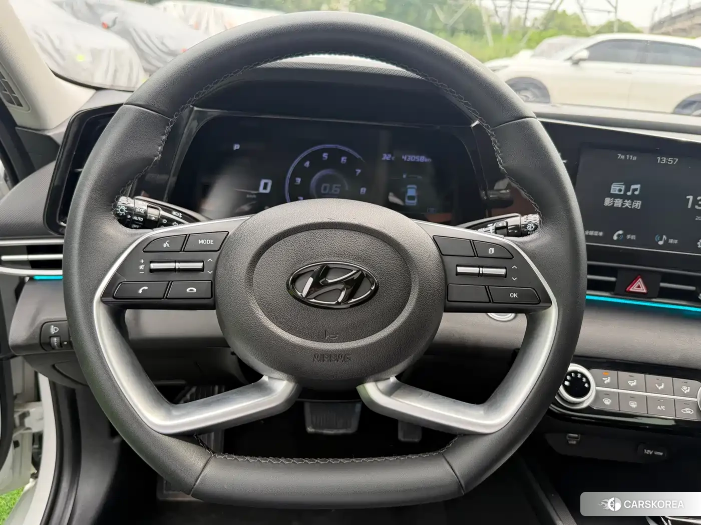 Hyundai Elantra id 4680666 из Китая 8