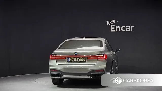 BMW 7 Series (G11) id 3361827 из Кореи 14