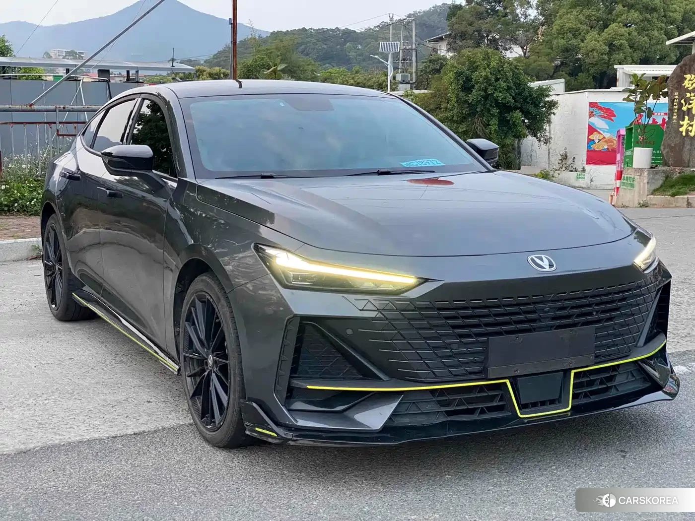 Chang'an UNI-V 2022 Silver/gray из Китая, фото 4
