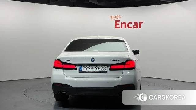 BMW 5 Series (G30) id 4490109 из Кореи 14